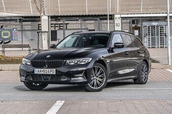 BMW Rad 3 Touring 320d xDrive A/T