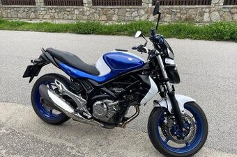 Suzuki SFV 650 Gladius