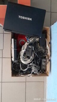 Darujem notebook toshiba