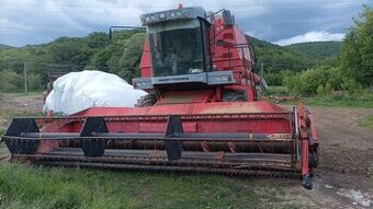 Kombajn Massey Ferguson