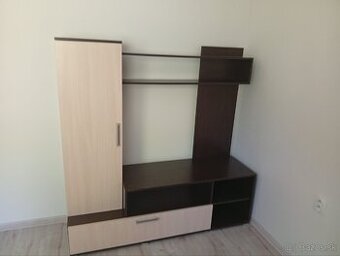 Tv skrinka