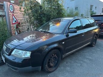 Auto na náhradné diely