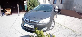 OPEL ASTRA J SPORTS TOURER 1.7 CDTI 81KW r.v. 5/2011