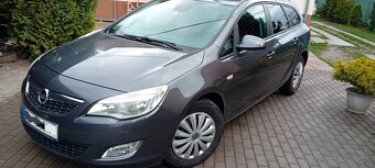 OPEL ASTRA J SPORTS TOURER 1.7 CDTI 81Kw R.v.5/2011 MAN.6.St