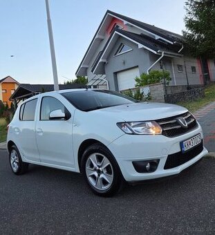 Dacia Sandero 1.2 benzín + LPG