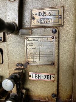 Šiaci stroj. Juki LBH-761