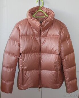 NOVÁ ESCADA bunda veľk.42