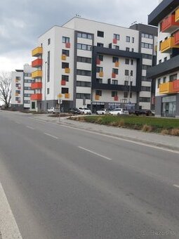 Vnútorné garážové státie - Trnava, Mikovíniho 20