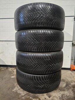 Celoročné Pneu Hankook 275/45 R20