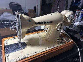 Sijaci stroj na kozu