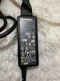 Pedam Lenovo G585 – vyborny sav, vylepseny SSD a AM