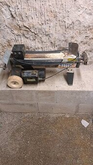 Predám štiepačku na drevo