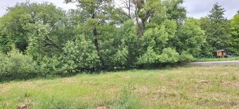 PREDAJ - stavebný pozemok - 1065 m2- Záhorská Bystrica