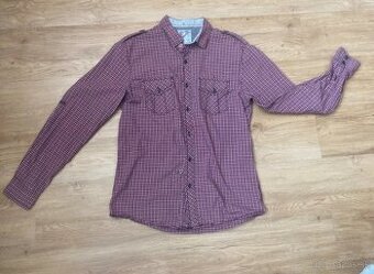 Červená károvaná košeľa