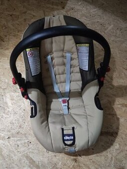 Autosedačka Chicco - vajíčko