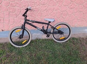 Bicykel na freestyle a kaskaderske kusky / triky