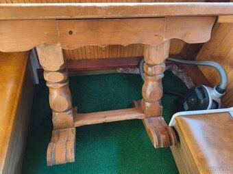 Jedalensky sto l- masív