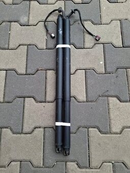 Škoda Superb 3. piestiky piate dvere