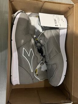 Predám tenisky Diadora Nove