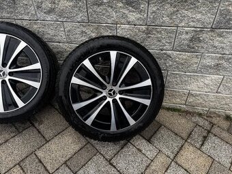 245/45 r18 UltraGrip 8 zimné