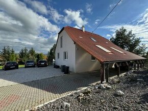 ZNÍŽENÁ CENA - RODINNÝ DOM - ČARADICE