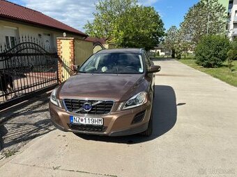 Volvo XC60 2.4D D5 AT/6 AWD