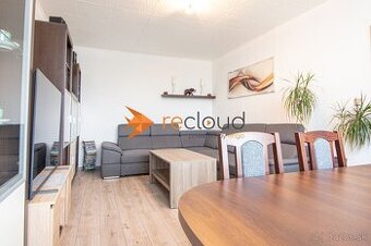 2 IZBOVÝ SLNEČNÝ BYT S BALKÓNOM V CENTRE MESTA