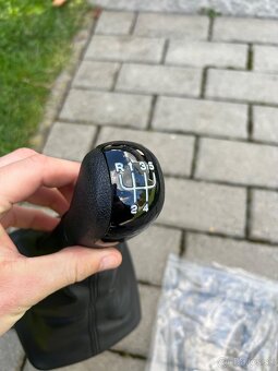NOVÁ Riadiaca páka Skoda Octavia