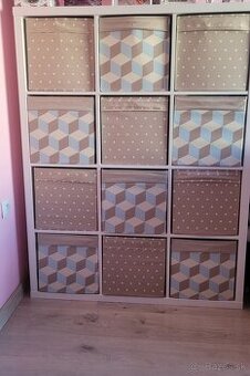 Regál / skrinka na boxy ikea