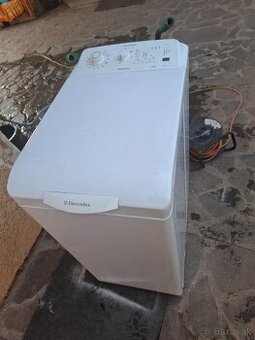 Automaticka pracka elektrolux. 2
