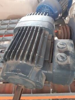 elektromotor s brzdou