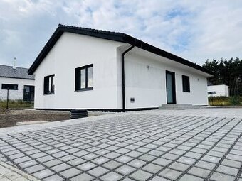 Na predaj 4i RD v obci Gajary.
