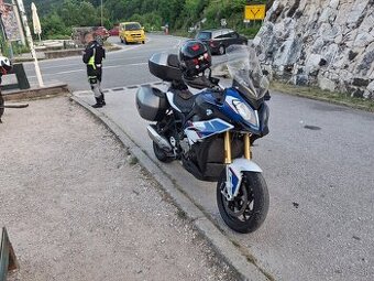 BMW S1000XR