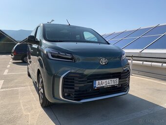 Toyota Proace Verso VIP – 8-miestny VAN na prenájom