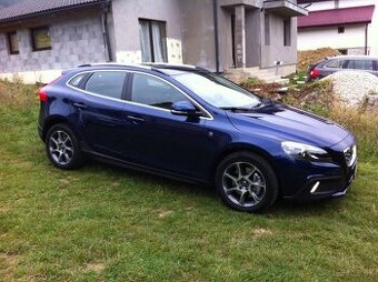 Volvo v40 cc