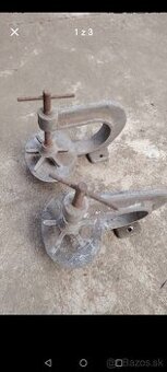 Staré náradie na lepenie duší