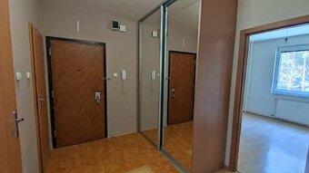 3 izbový byt Zvolen Zlatý Potok + garáž