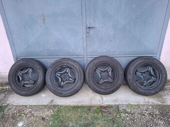 Zimna sada Renault/Dacia, Barum 185/65 R15,4x100,8 mm, 2023