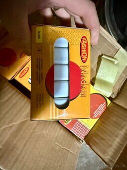 Piezoelektrické zapaľovače nové 0,30 €/ks