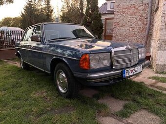 Mercedes - Benz 240d