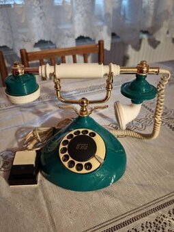 Retro telefón UFA-301 (1993) – Top stav, plne funkčný