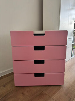 IKEA STUVA komoda – ružové poličky – 25 €