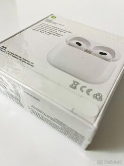 NOVÉ Apple AirPods (3. gen.) s nabíjacím puzdrom Magsafe