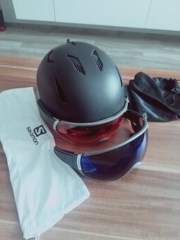 Predám lyžiarsku prilbu SALOMON  so štitom 2 ks.