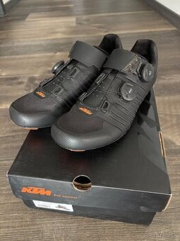 Cestné tretry veľ. 41 KTM Factory Carbon 3D