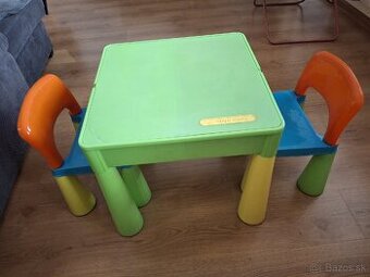 Dwtský stolík so stoličkami