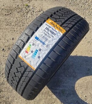 Zimné pneumatiky TRAZANO 225/45 R17 - nové