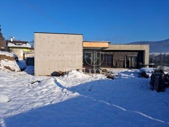 Na predaj 3-izbový dom Žilina-Strážov na pozemku o...