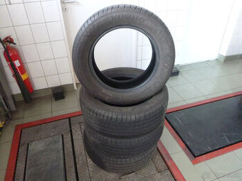 Letné pneu Kumho Ecsta 205 60 R16