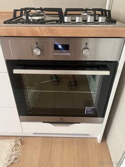 Vstavana rúra Electrolux